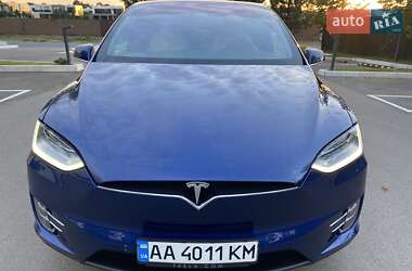 Tesla Model X  2019