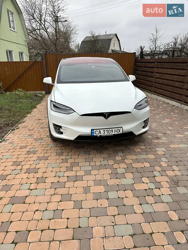 Tesla Model X
