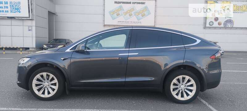 Внедорожник / Кроссовер Tesla Model X 2017 в Киеве