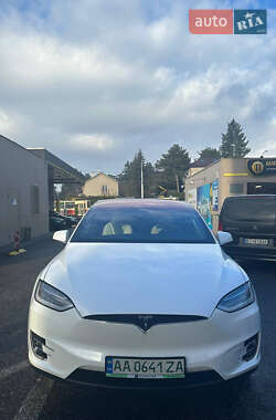 Tesla Model X  2019