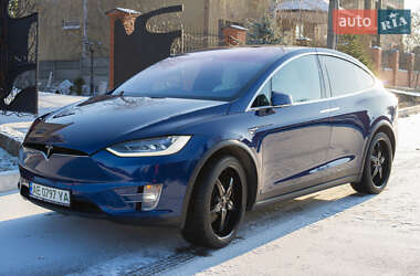 Tesla Model X  2017
