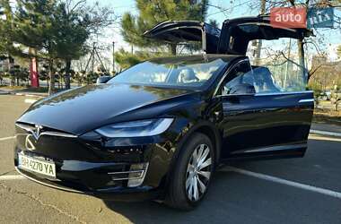 Tesla Model X  2020