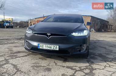 Tesla Model X  2019