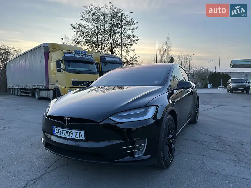 Tesla Model X