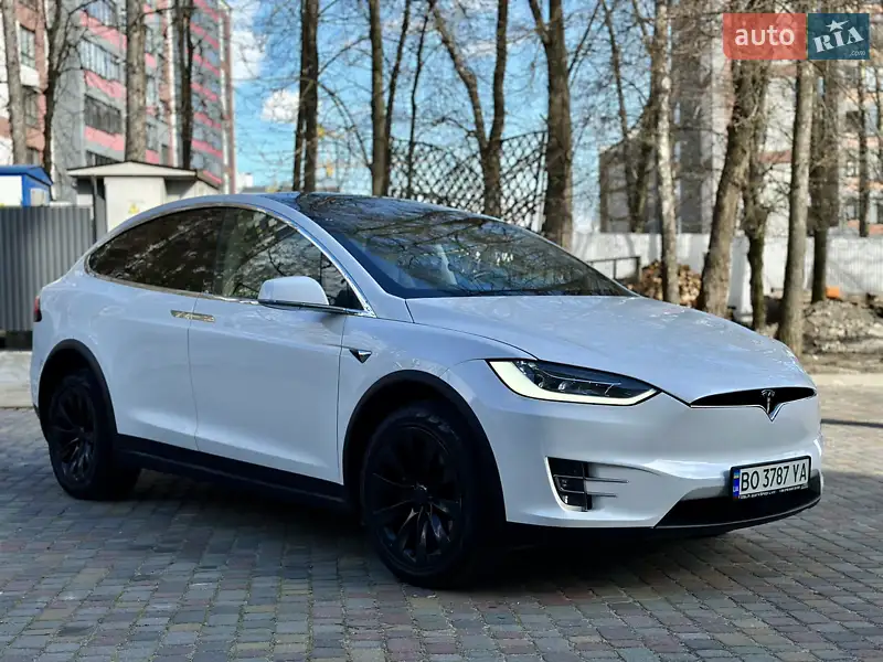 Tesla Model X