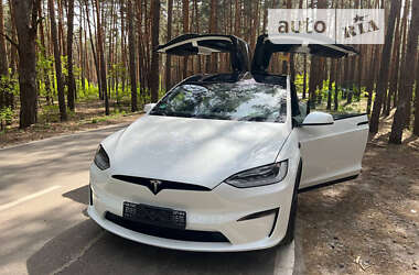 Tesla Model X  2022