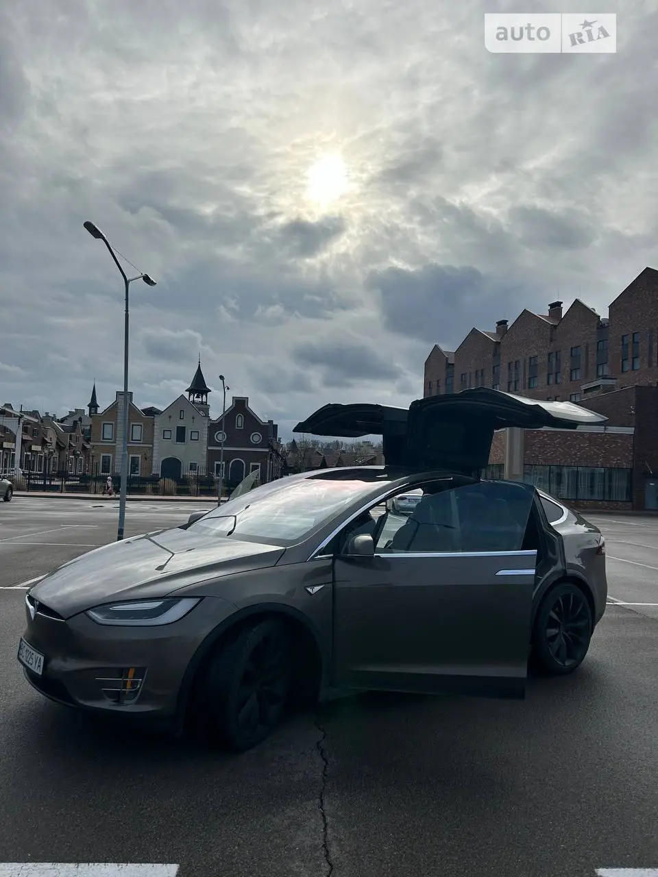 2016 Tesla Model X - мініатюра 2
