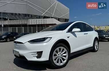 Tesla Model X  2018