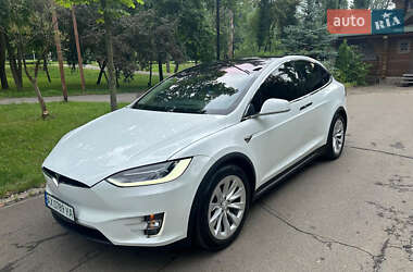 Tesla Model X  2018