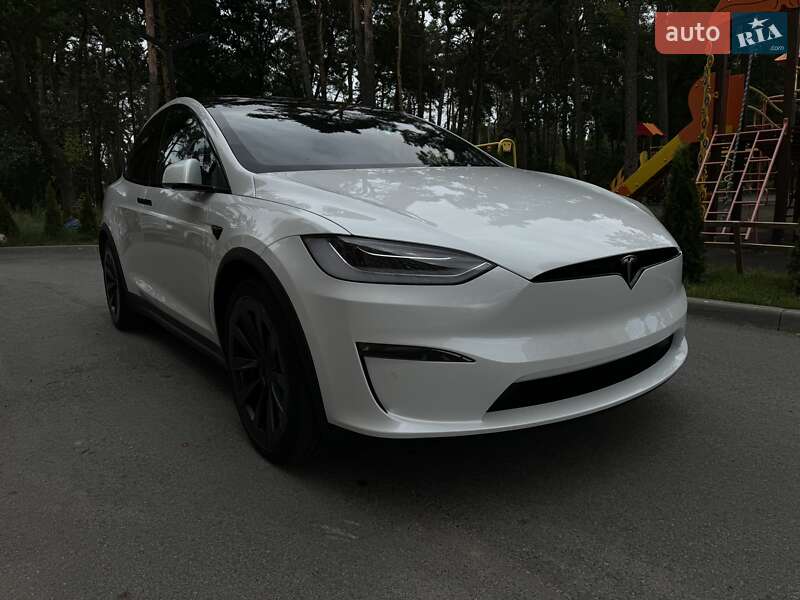 Tesla Model X