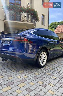Tesla Model X  2016