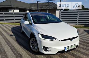 Tesla Model X  2018