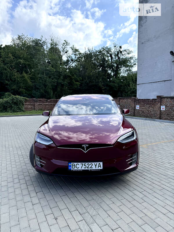 Внедорожник / Кроссовер Tesla Model X 2016 в Львове
