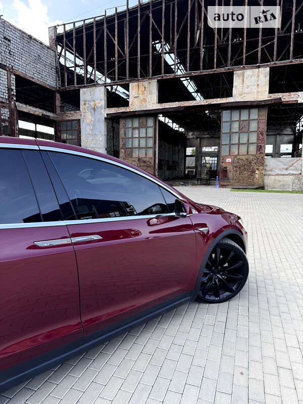 Внедорожник / Кроссовер Tesla Model X 2016 в Львове