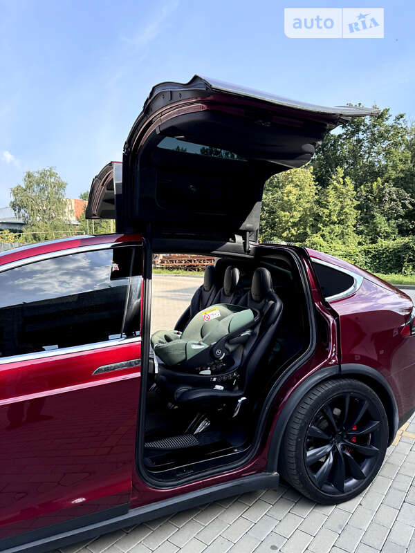 Внедорожник / Кроссовер Tesla Model X 2016 в Львове