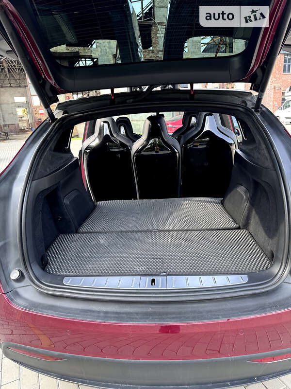 Внедорожник / Кроссовер Tesla Model X 2016 в Львове