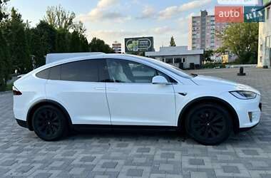 Tesla Model X  2017