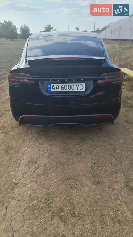 Tesla Model X
