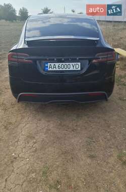 Tesla Model X  2023