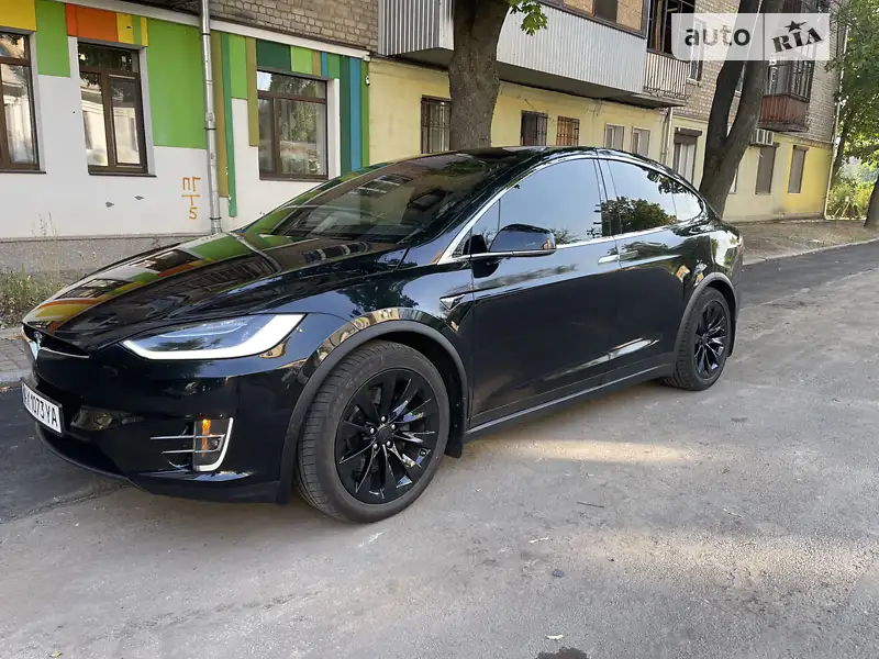 Tesla Model X