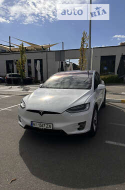 Tesla Model X  2018