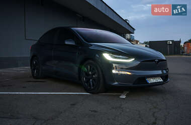 Tesla Model X 2022