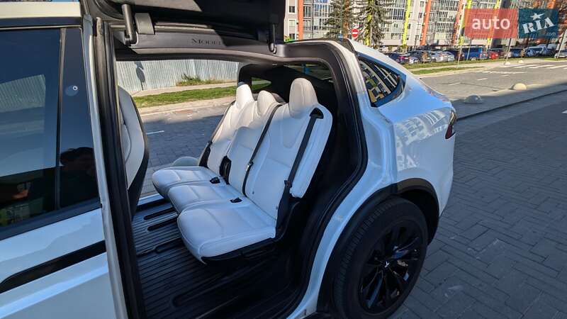 Внедорожник / Кроссовер Tesla Model X 2018 в Львове