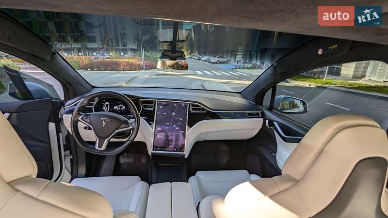 Внедорожник / Кроссовер Tesla Model X 2018 в Львове