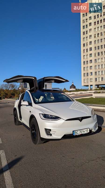 Внедорожник / Кроссовер Tesla Model X 2018 в Львове