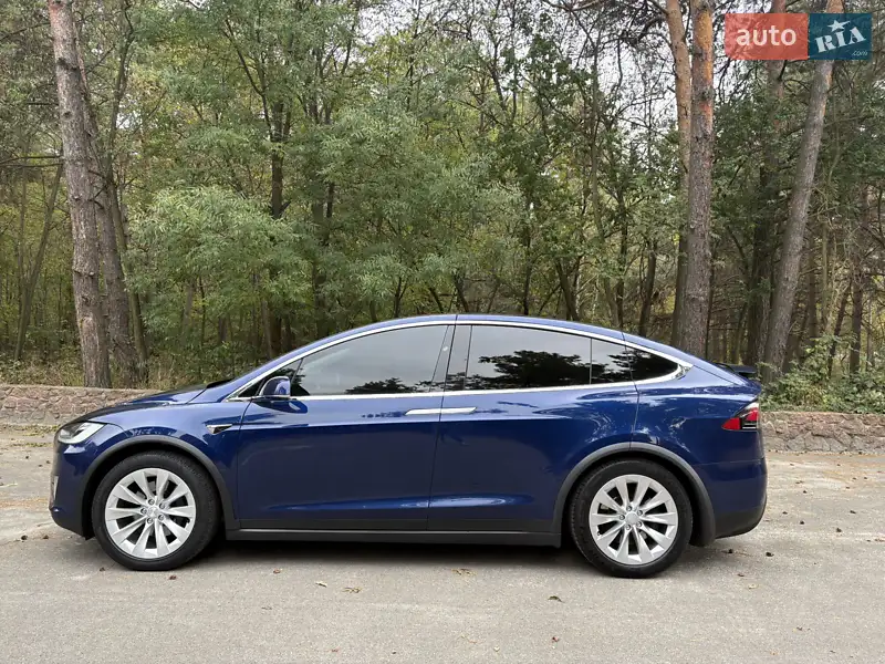 Tesla Model X