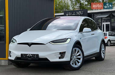Tesla Model X 2018