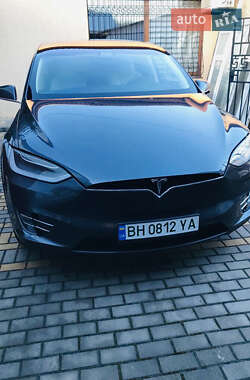 Tesla Model X  2018