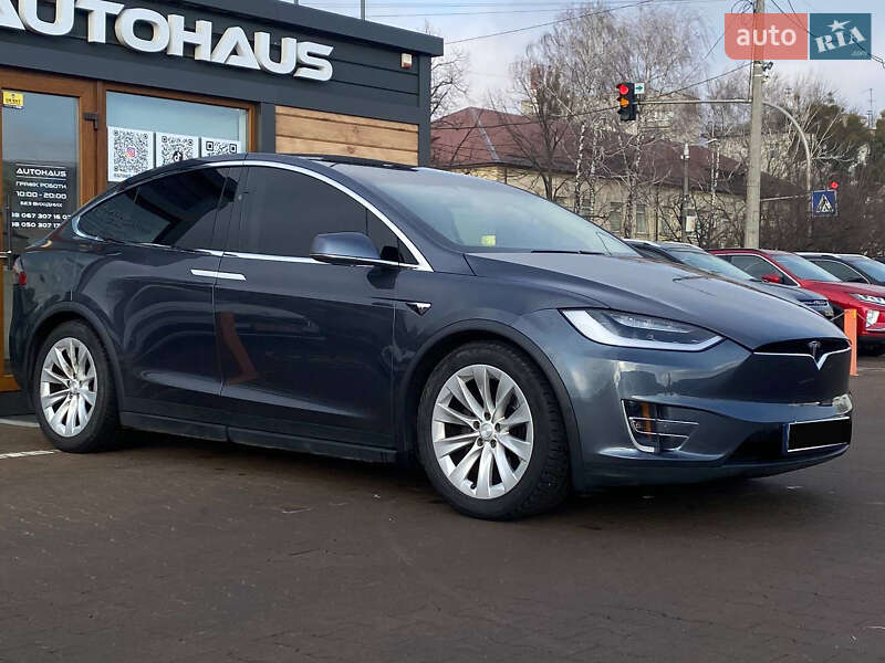 Tesla Model X