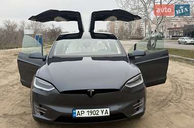 Tesla Model X  2018