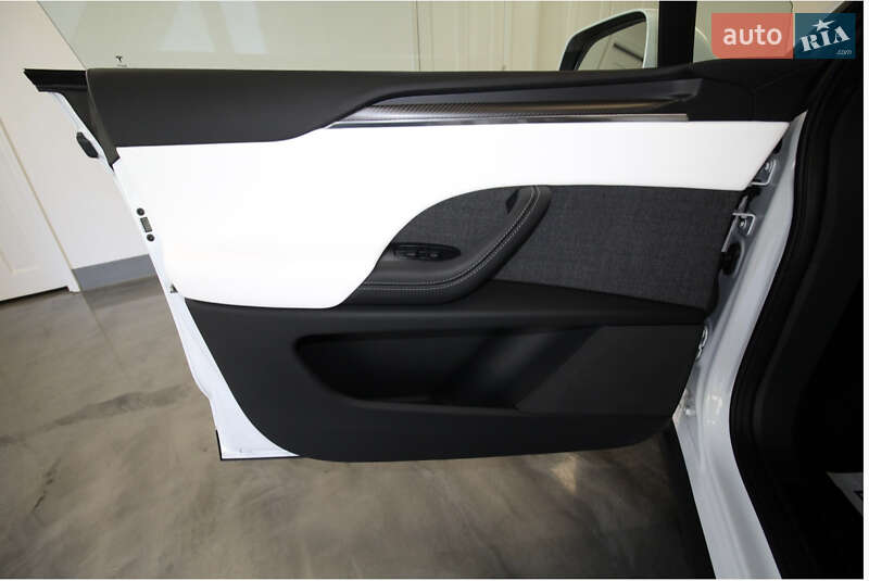 Внедорожник / Кроссовер Tesla Model X 2022 в Днепре