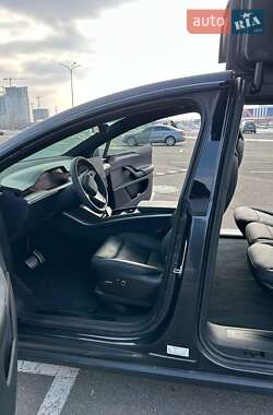 Внедорожник / Кроссовер Tesla Model X 2024 в Киеве