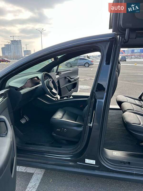 Внедорожник / Кроссовер Tesla Model X 2024 в Киеве