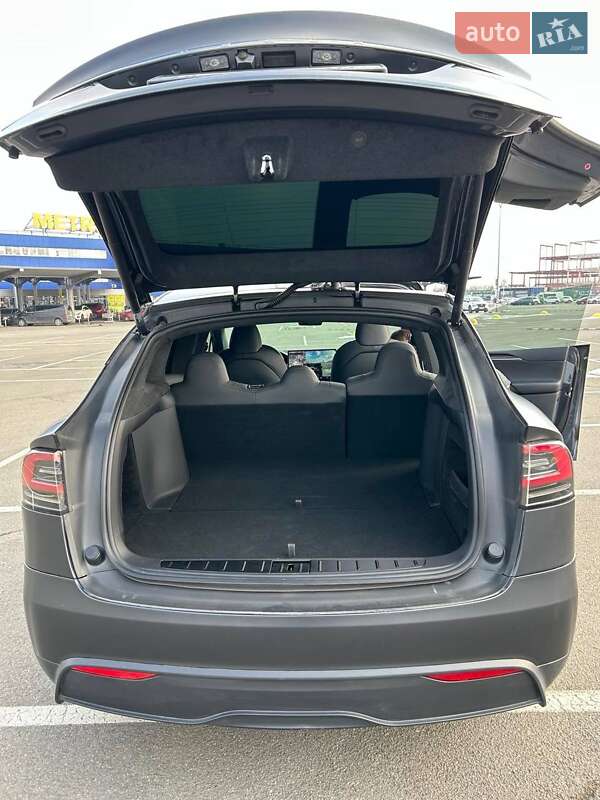 Внедорожник / Кроссовер Tesla Model X 2024 в Киеве