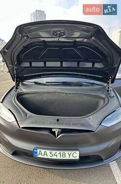 Внедорожник / Кроссовер Tesla Model X 2024 в Киеве