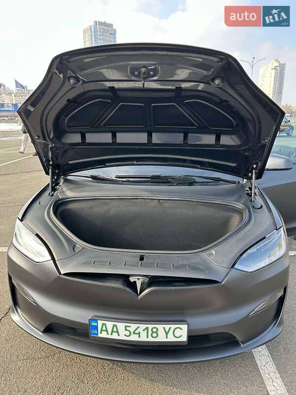 Внедорожник / Кроссовер Tesla Model X 2024 в Киеве