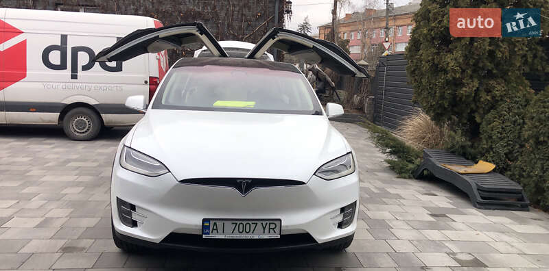 Tesla Model X