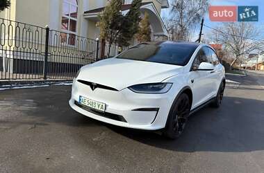Tesla Model X 2023