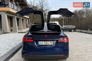 Tesla Model X  2016