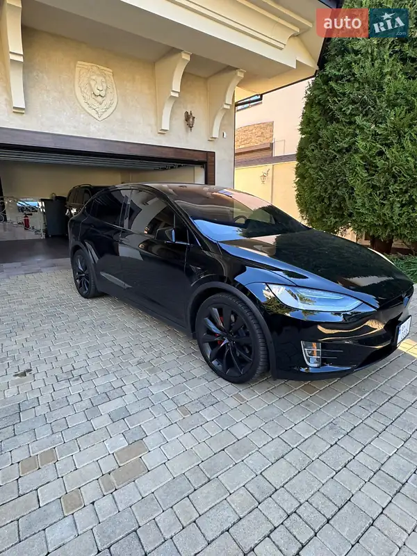 Tesla Model X