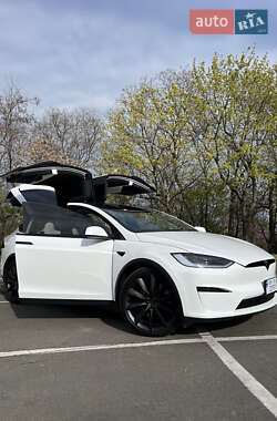 Tesla Model X 2023