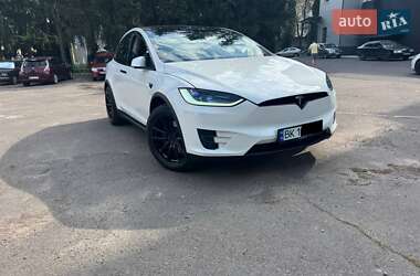 Tesla Model X  2018
