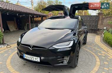 Tesla Model X 2018