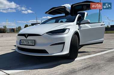 Tesla Model X  2022