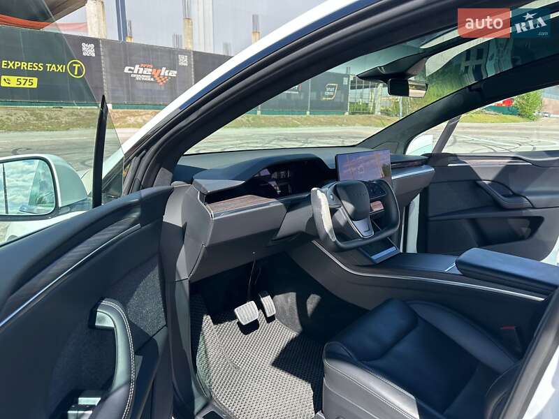 Внедорожник / Кроссовер Tesla Model X 2022 в Киеве