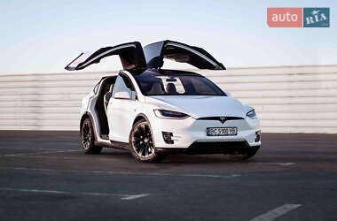 Tesla Model X  2016